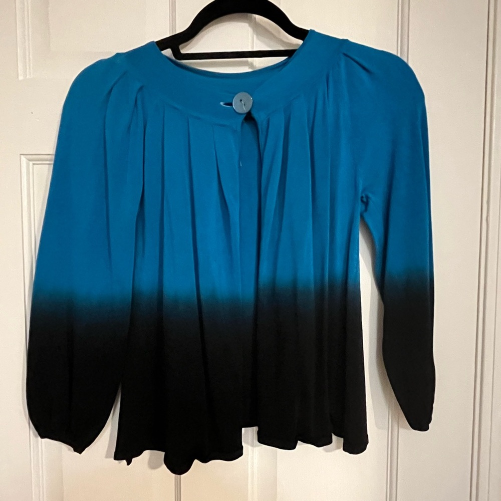 WDNY BLUE SWEATER